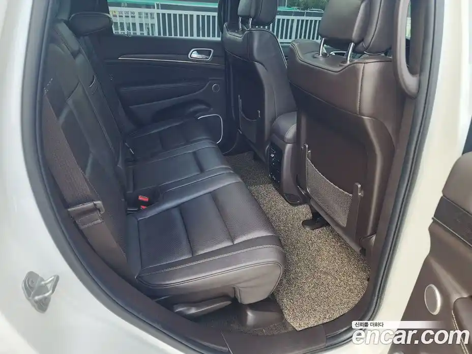 Jeep Cherokee 2018 3.0 автомат (гидро), фото 14