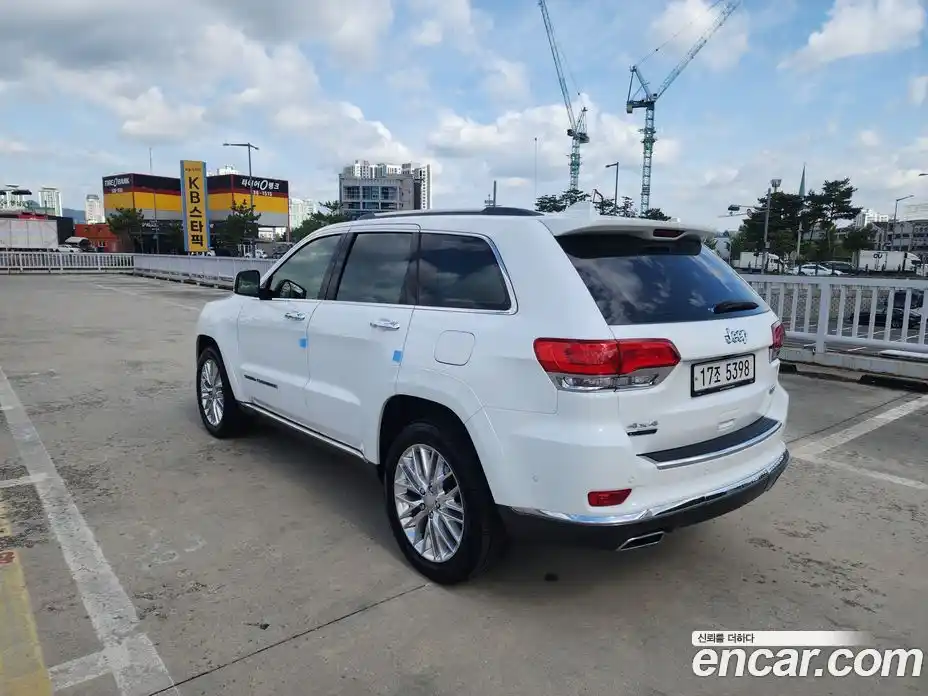 Jeep Cherokee 2018 3.0 автомат (гидро), фото 4