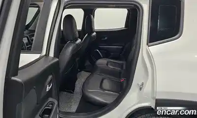 Jeep Renegade 2019 2.4 автомат (гидро), миниатюра 12