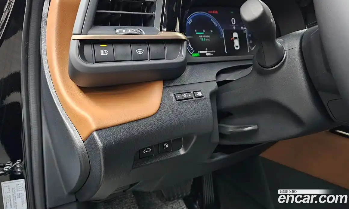 Toyota Crown 2025 2.5 гидро, фото 16