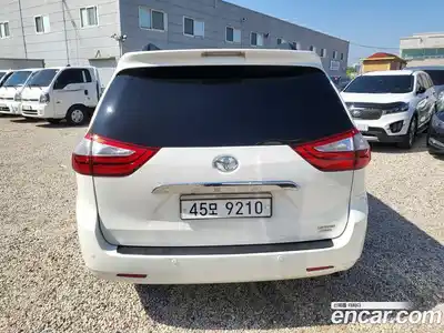 Toyota Sienna 2017 3.5 гидро, миниатюра 3
