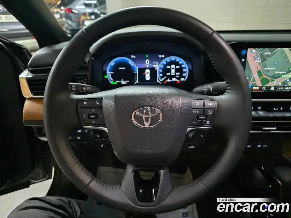 Toyota Camry 2025 2.5 гидро, фото 12