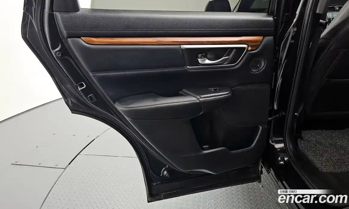 Honda CR-V 2017 1.5 автомат (гидро), фото 15