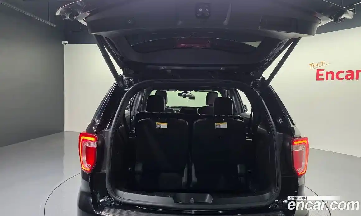 Ford Explorer 2019 2.3 автомат (гидро), фото 36