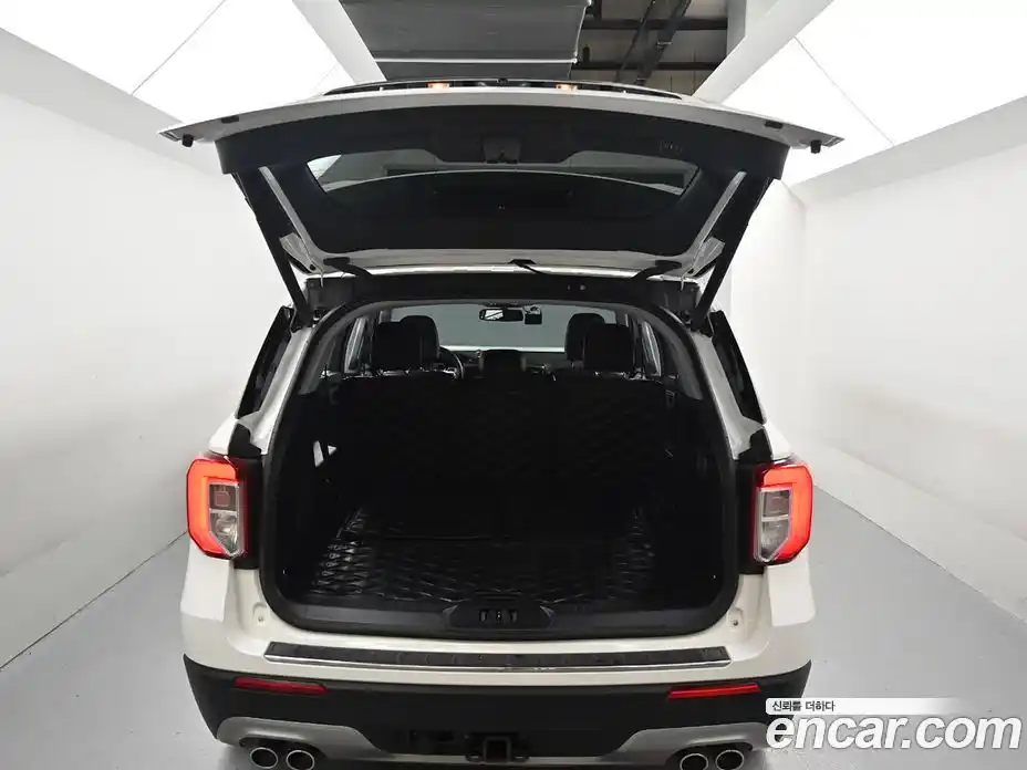 Ford Explorer 2021 3.0 автомат (гидро), фото 19