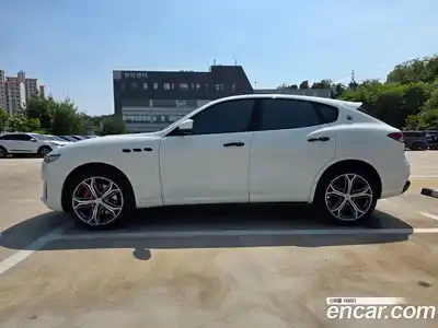 Maserati Levante 2019 3.8 гидро, миниатюра 3
