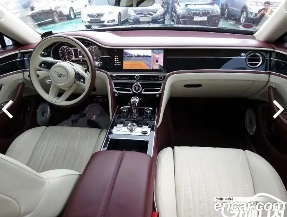 Bentley Flying Spur 2022 4.0 гидро, фото 5