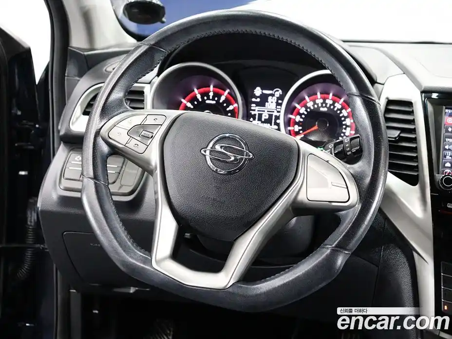 SsangYong TIBOLI 2016 1.6 автомат (гидро), фото 16