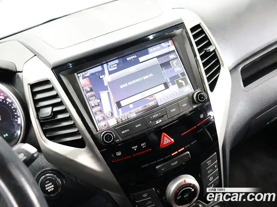 SsangYong TIBOLI 2016 1.6 автомат (гидро), фото 8