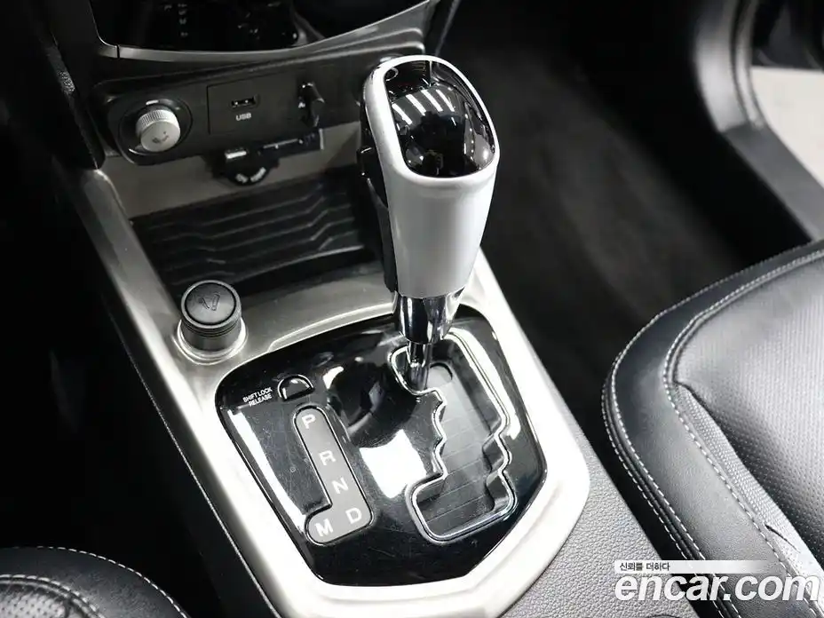 SsangYong TIBOLI 2016 1.6 автомат (гидро), фото 9