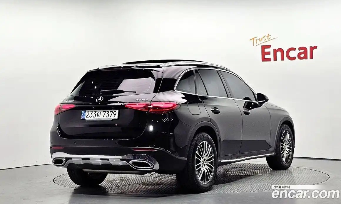 Mercedes-Benz GLC-Class 2024 2.0 гидро, фото 2 Mercedes-Benz GLC-Class 2024 2.0 гидро, фото 2