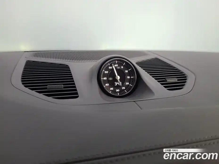Porsche Cayenne 2025 3.0 автомат (гидро), фото 17