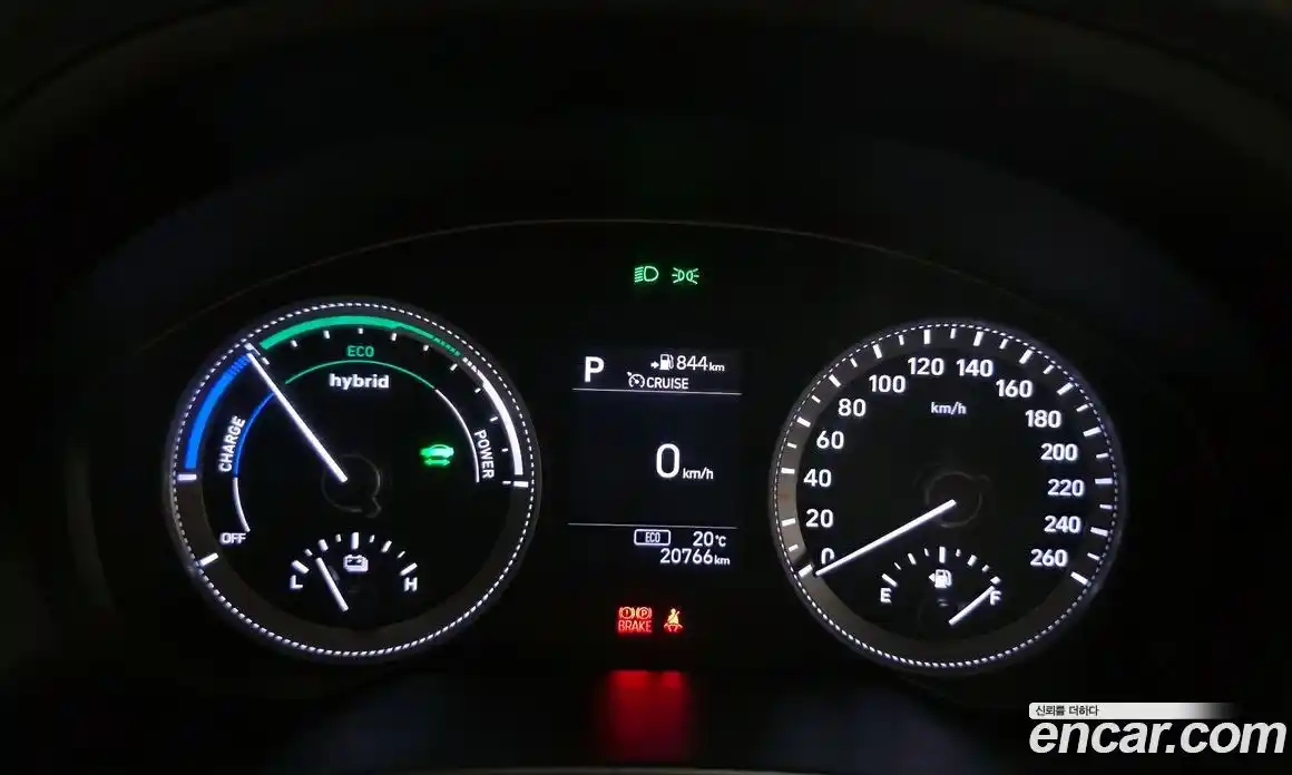 Hyundai Grandeur 2017 2.4 автомат (гидро), фото 11