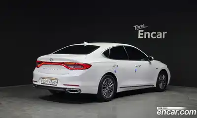Hyundai Grandeur 2017 2.4 автомат (гидро), миниатюра 2