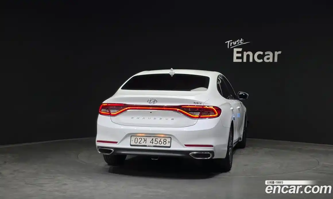 Hyundai Grandeur 2017 2.4 автомат (гидро), фото 4