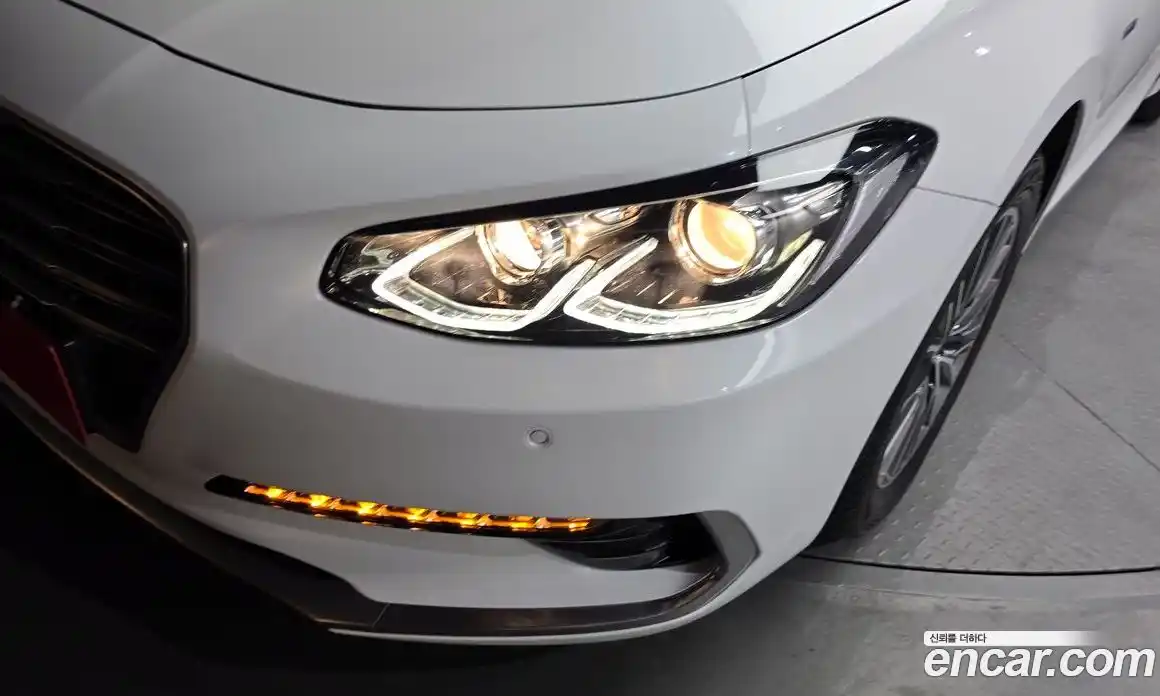 Hyundai Grandeur 2017 2.4 автомат (гидро), фото 8