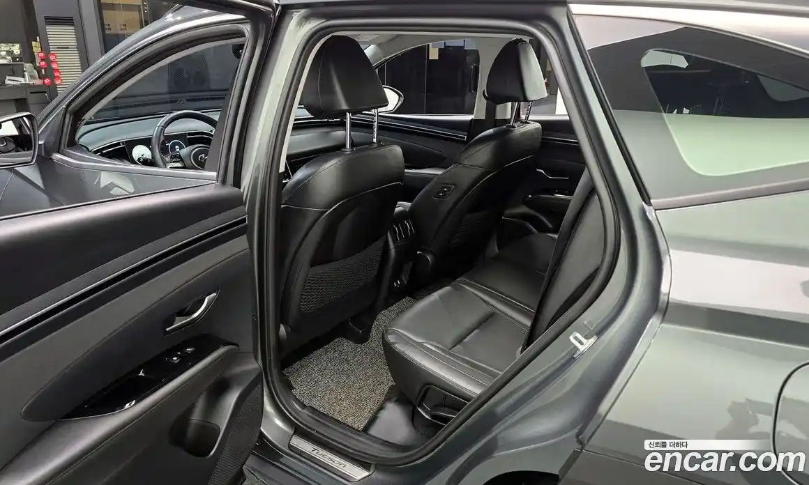 Hyundai Tucson 2021 1.6 автомат (гидро), фото 18