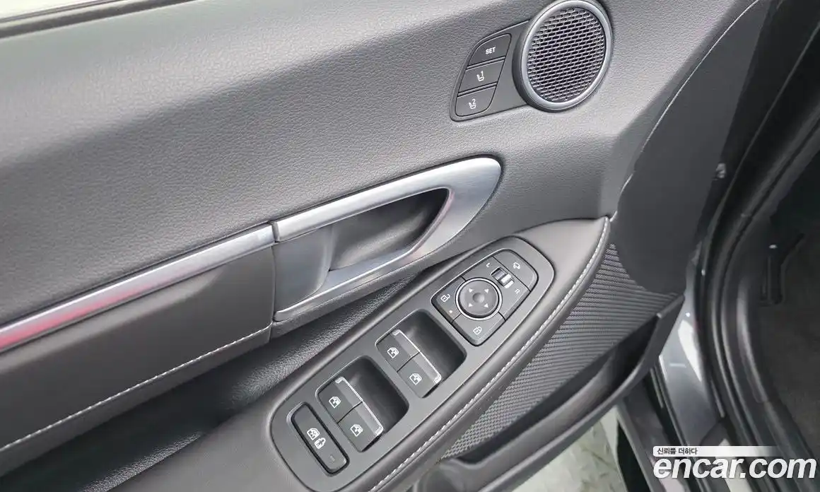 Hyundai Sonata 2024 2.0 автомат (гидро), фото 12