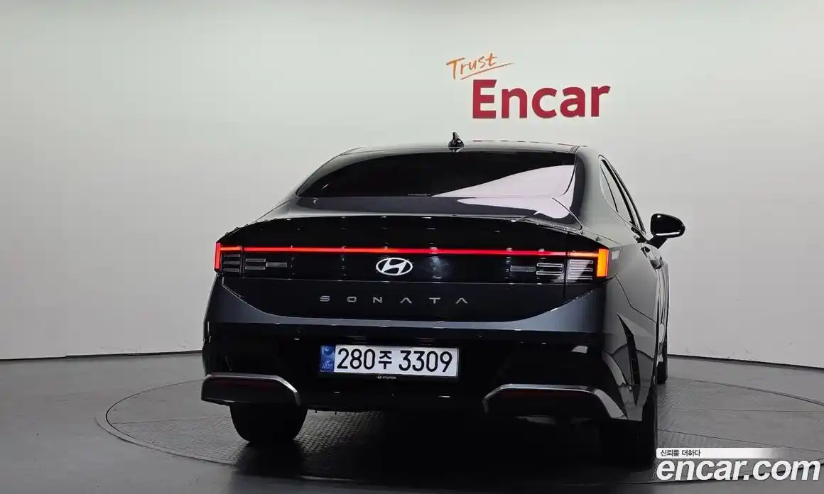 Hyundai Sonata 2024 2.0 автомат (гидро), фото 4