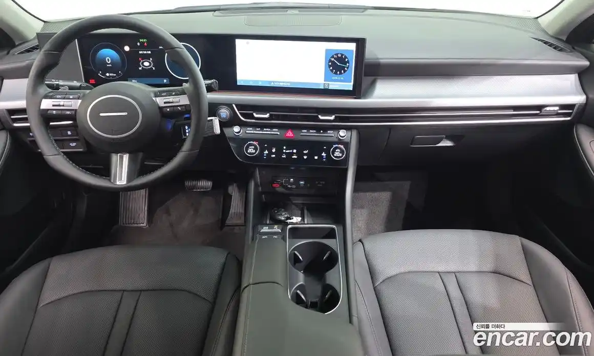 Hyundai Sonata 2024 2.0 автомат (гидро), фото 7