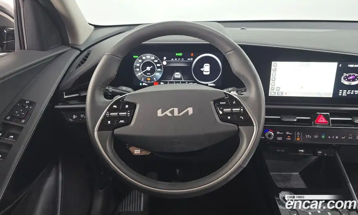 Kia Niro 2023 0.2 автомат (гидро), фото 21