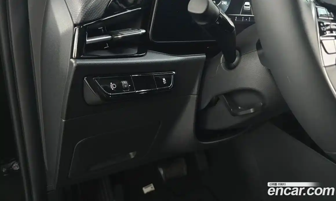 Kia Niro 2023 0.2 автомат (гидро), фото 25