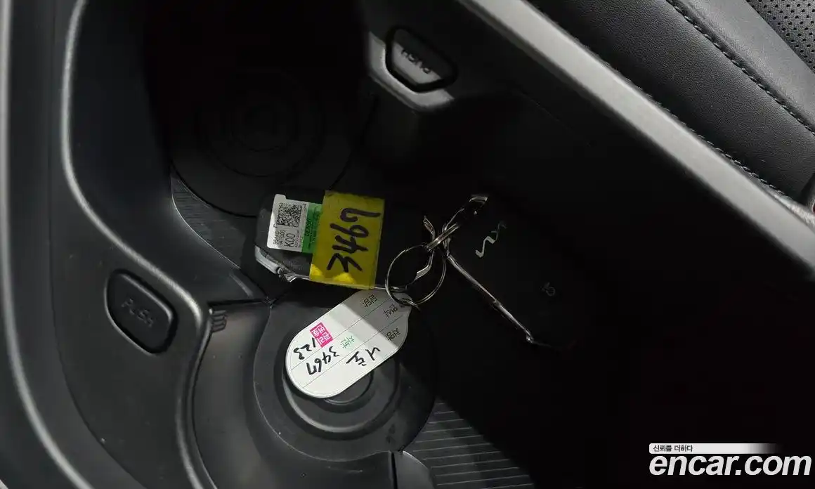 Kia Niro 2023 0.2 автомат (гидро), фото 30