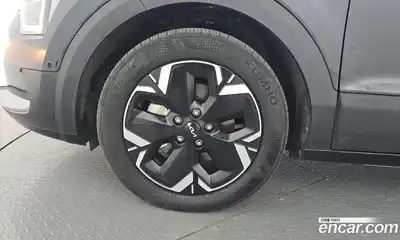 Kia Niro 2023 0.2 автомат (гидро), миниатюра 5