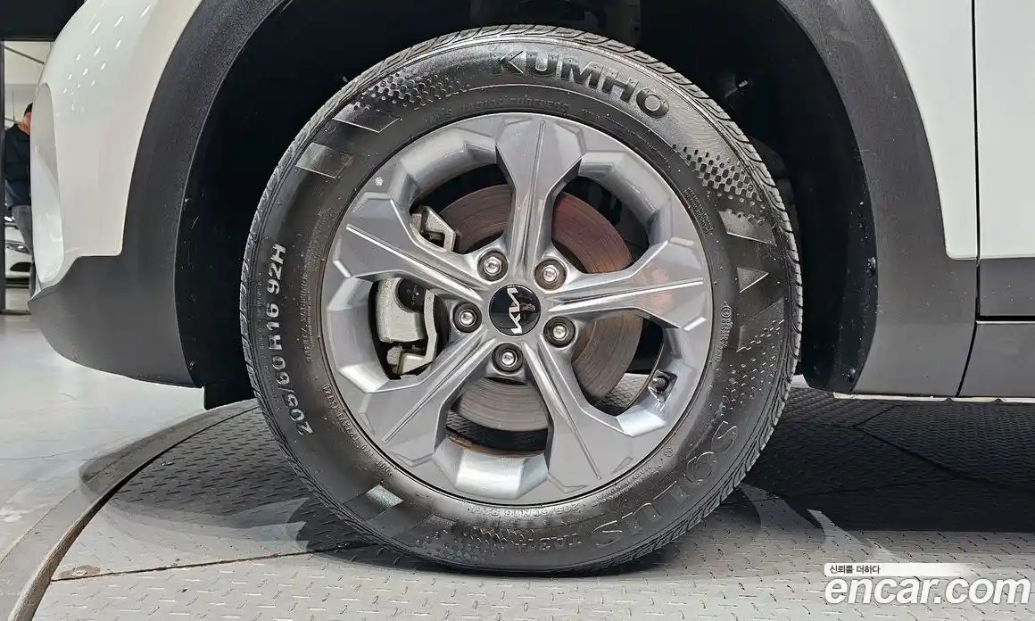 Kia Seltos 2024 1.6 автомат (гидро), фото 5