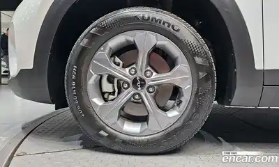 Kia Seltos 2024 1.6 автомат (гидро), миниатюра 5