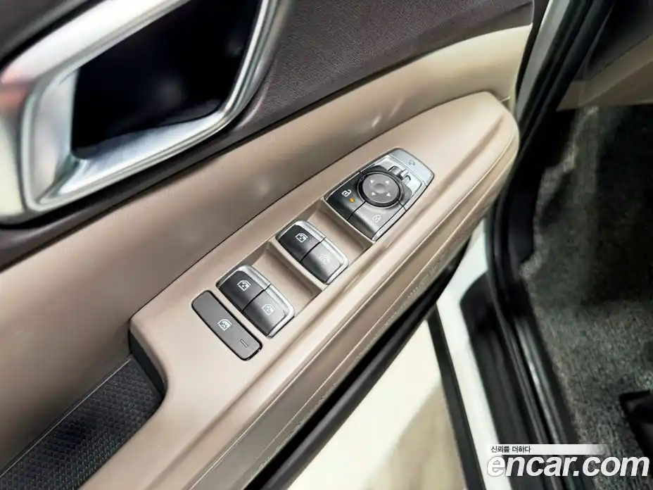 Kia Carnival 2024 3.5 автомат (гидро), фото 16