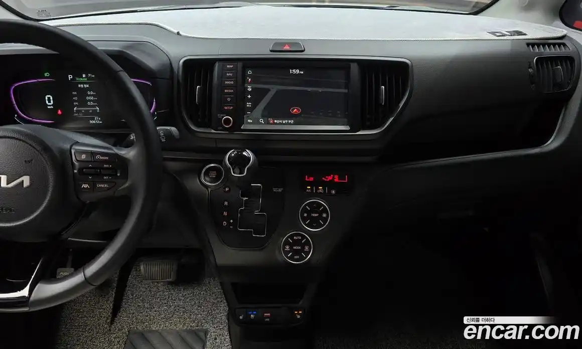 Kia Ray 2023 1.0 автомат (гидро), фото 29