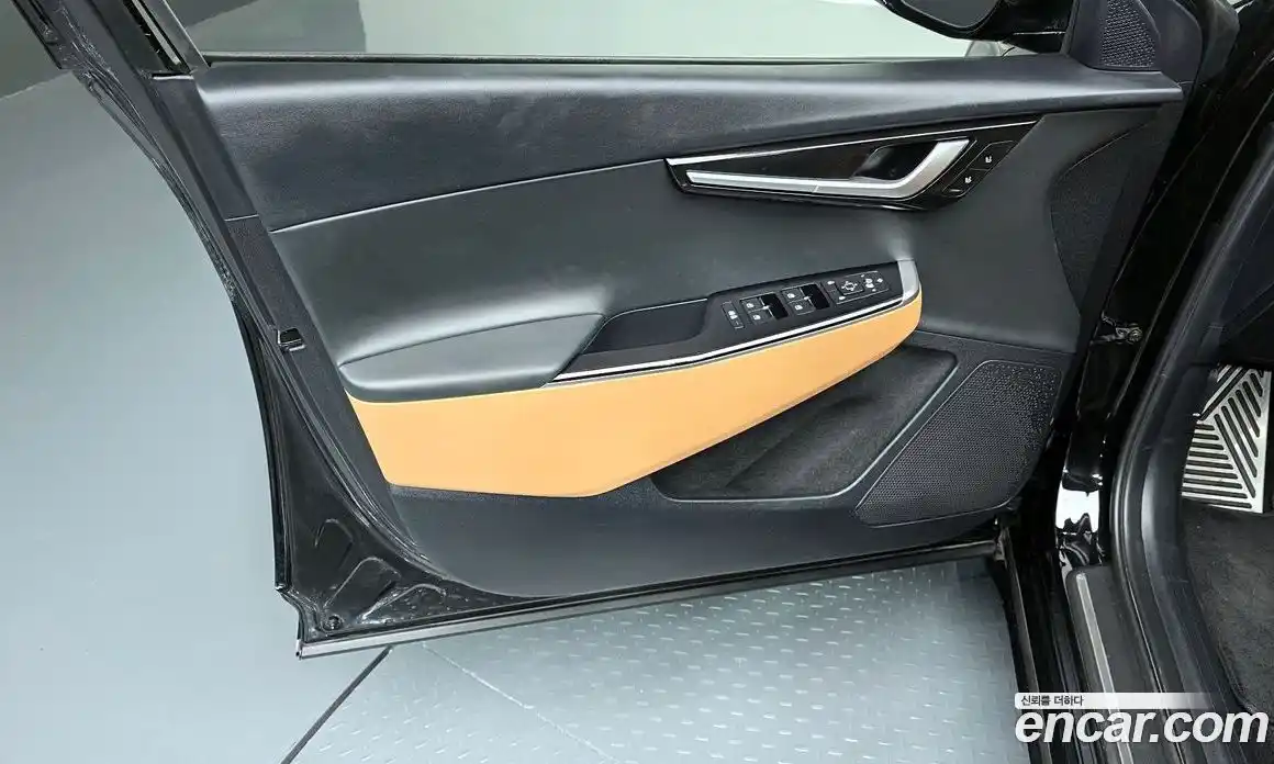 Kia EV6 2023 0.1 автомат (гидро), фото 14