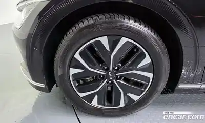 Kia EV6 2023 0.1 автомат (гидро), миниатюра 5
