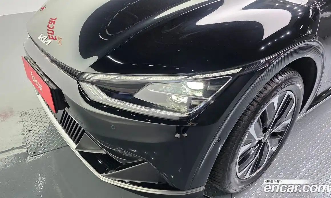 Kia EV6 2023 0.1 автомат (гидро), фото 8