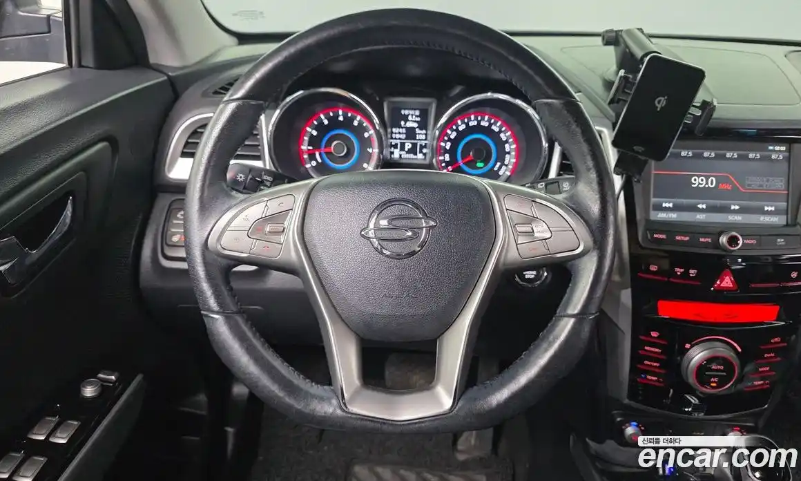 SsangYong TIBOLI 2015 1.6 автомат (гидро), фото 13
