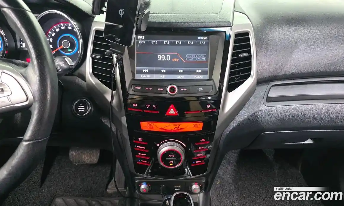 SsangYong TIBOLI 2015 1.6 автомат (гидро), фото 14