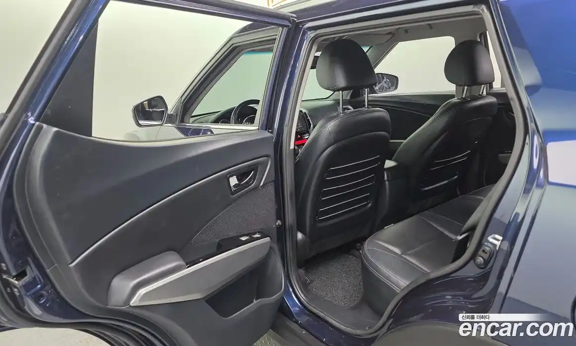 SsangYong TIBOLI 2015 1.6 автомат (гидро), фото 17