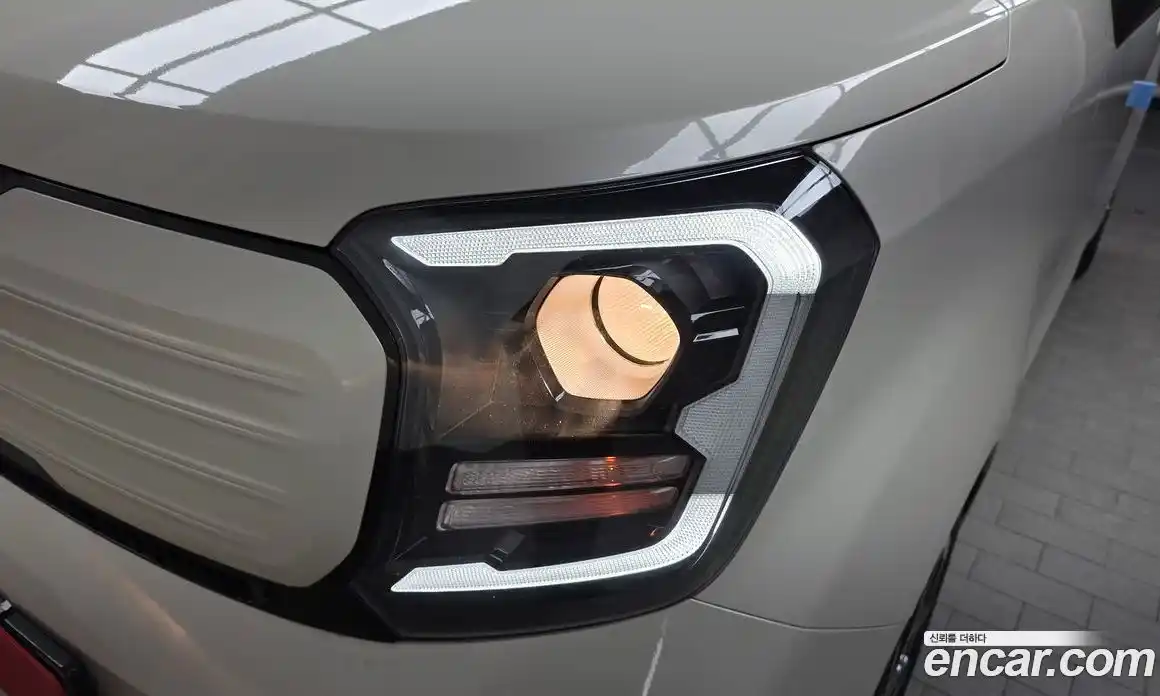 Kia Ray 2023 1.0 автомат (гидро), фото 8