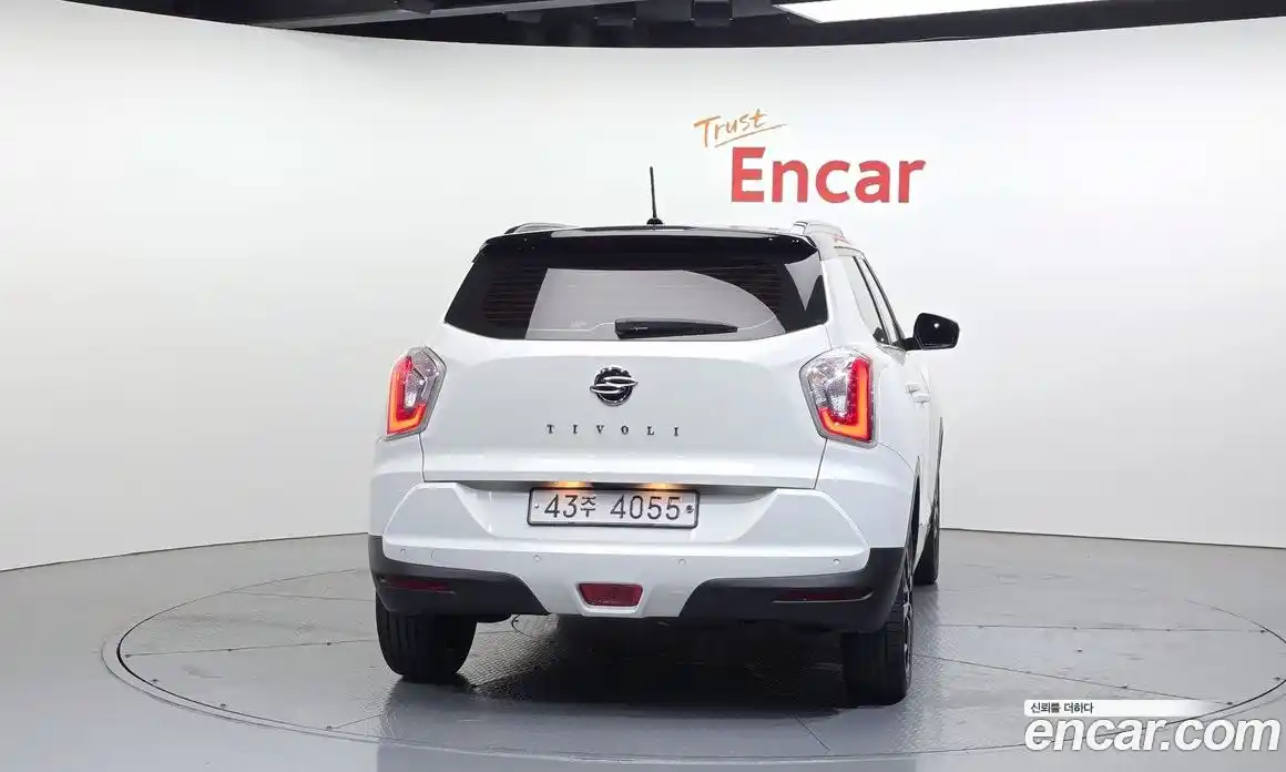 SsangYong TIBOLI 2015 1.6 автомат (гидро), фото 4