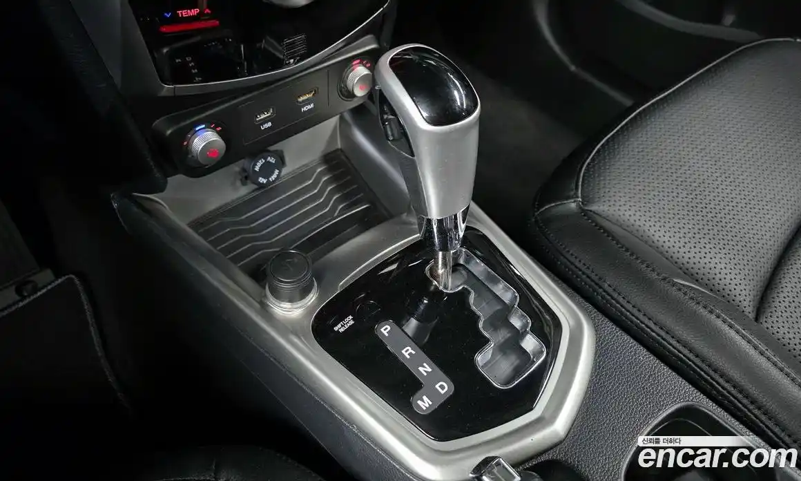 SsangYong TIBOLI 2015 1.6 автомат (гидро), фото 9