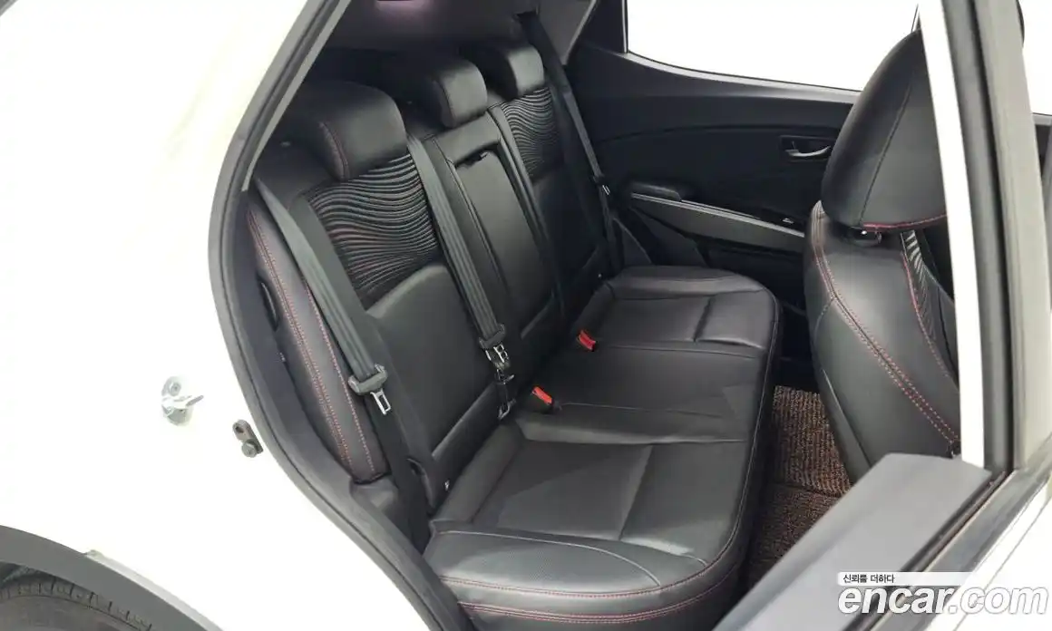 SsangYong TIBOLI 2018 1.6 автомат (гидро), фото 12