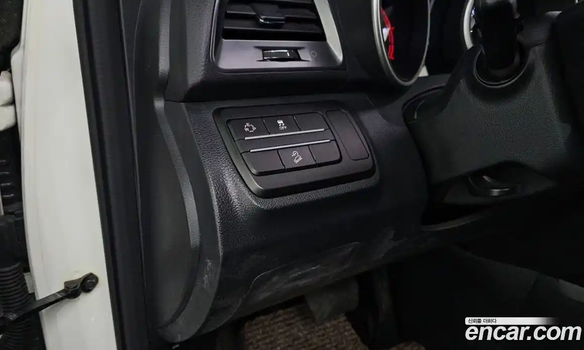 SsangYong TIBOLI 2018 1.6 автомат (гидро), фото 17