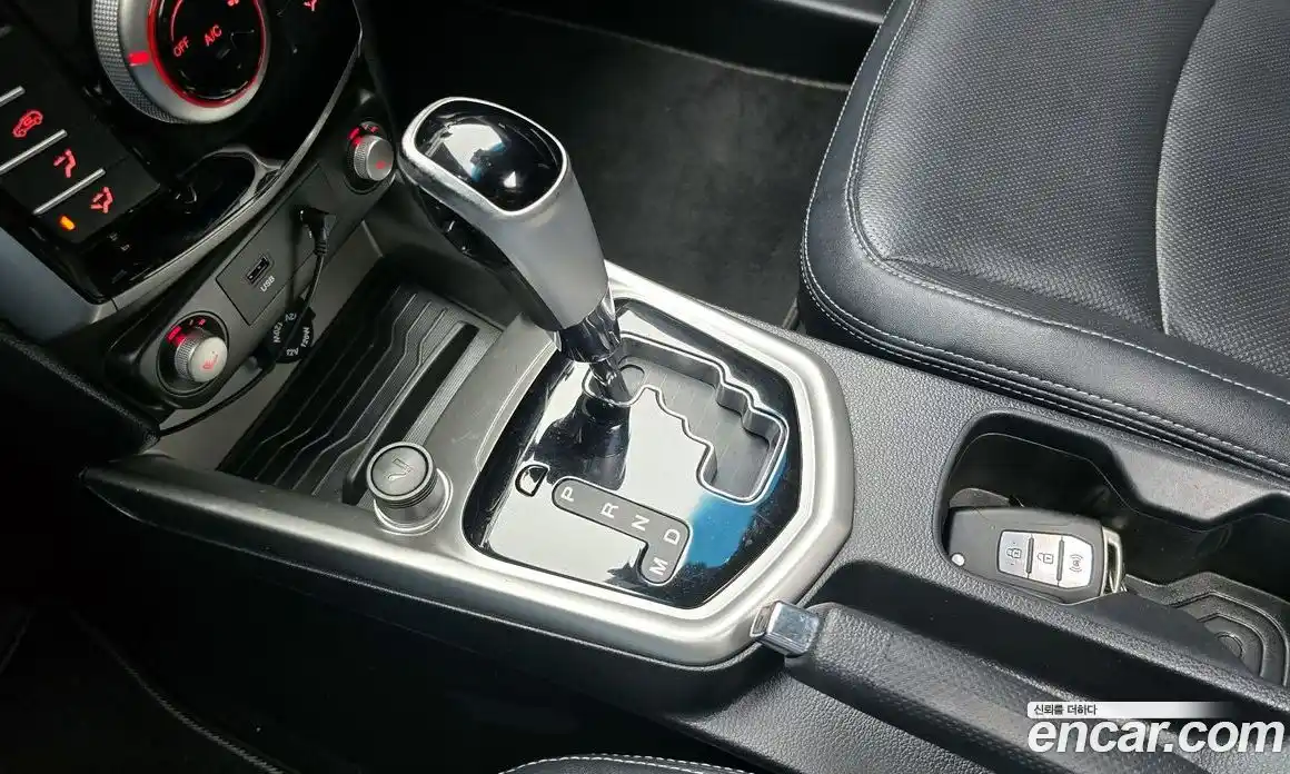 SsangYong TIBOLI 2015 1.6 автомат (гидро), фото 12