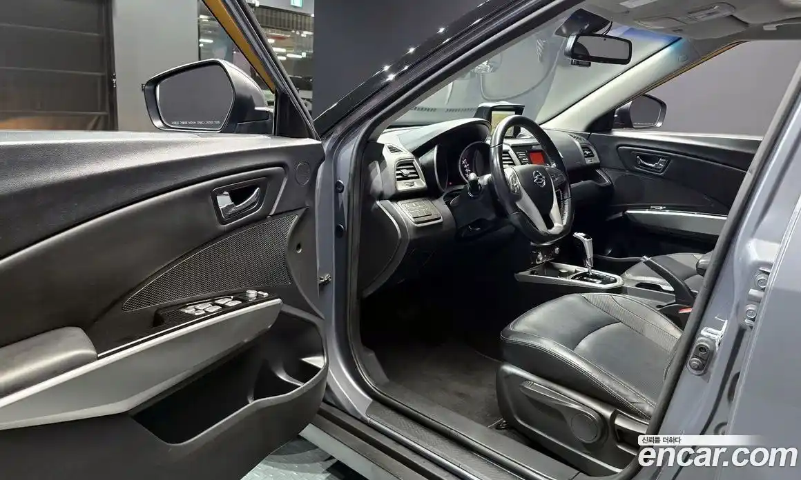 SsangYong TIBOLI 2015 1.6 автомат (гидро), фото 13