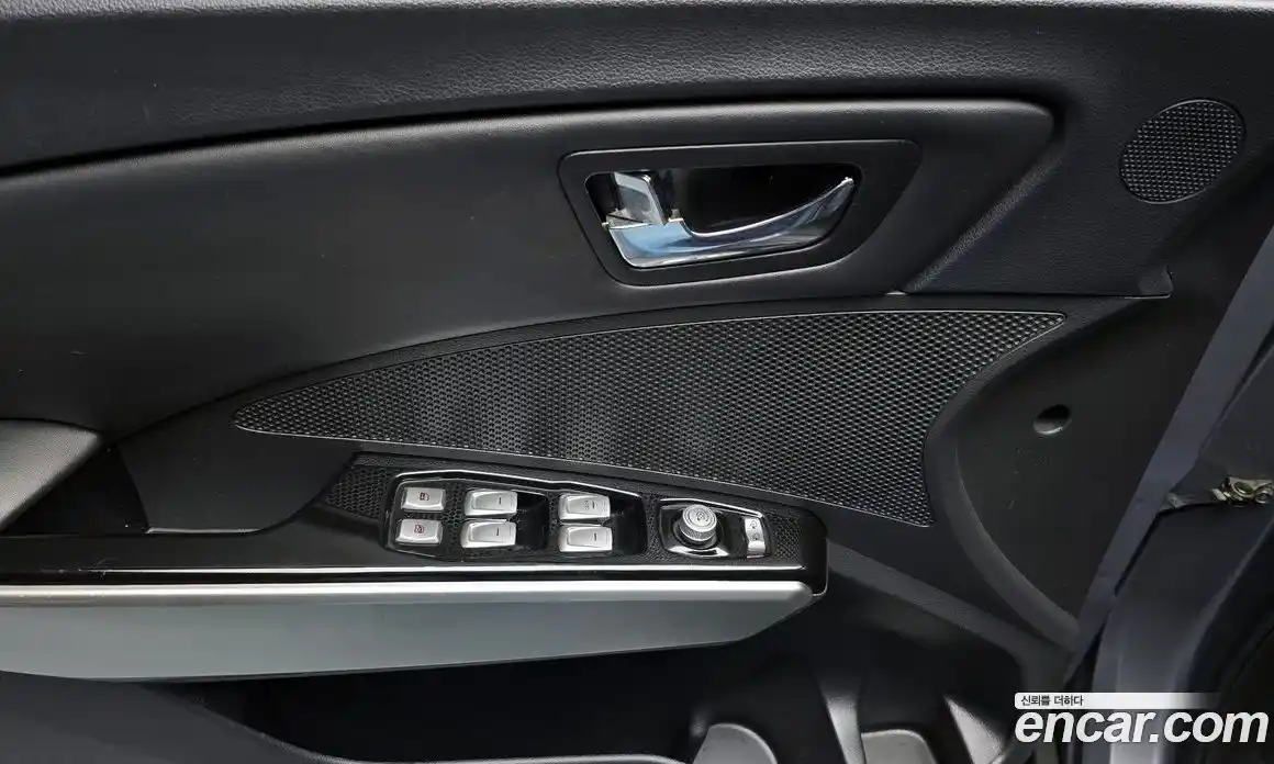 SsangYong TIBOLI 2015 1.6 автомат (гидро), фото 14