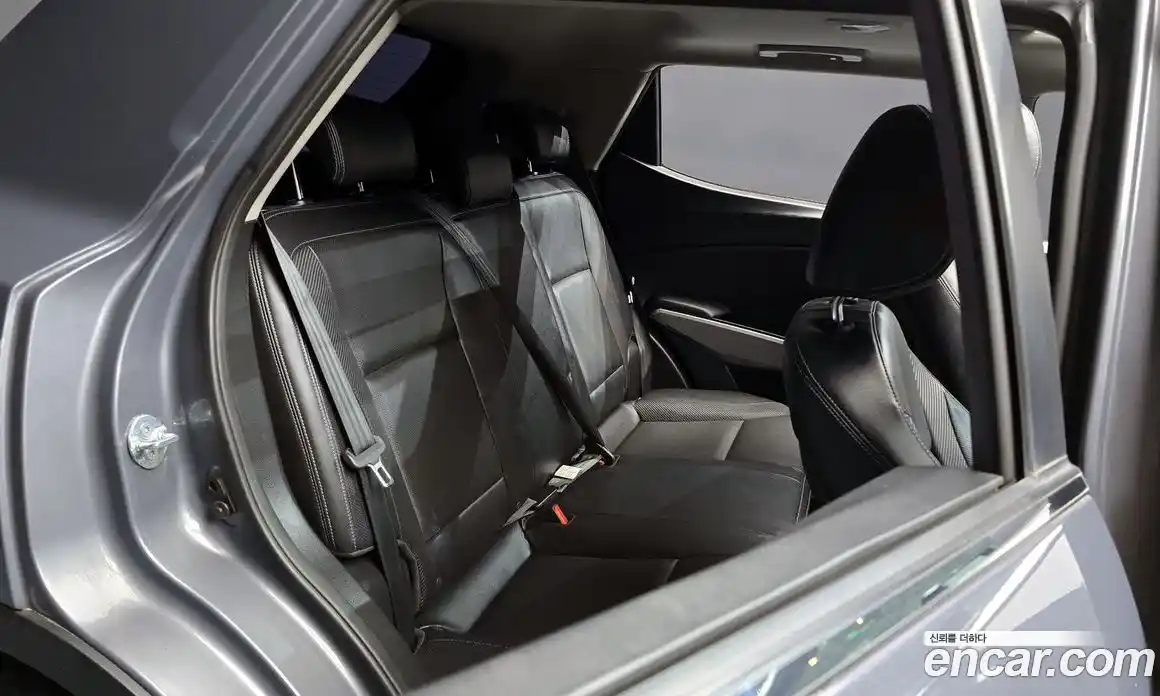 SsangYong TIBOLI 2015 1.6 автомат (гидро), фото 16
