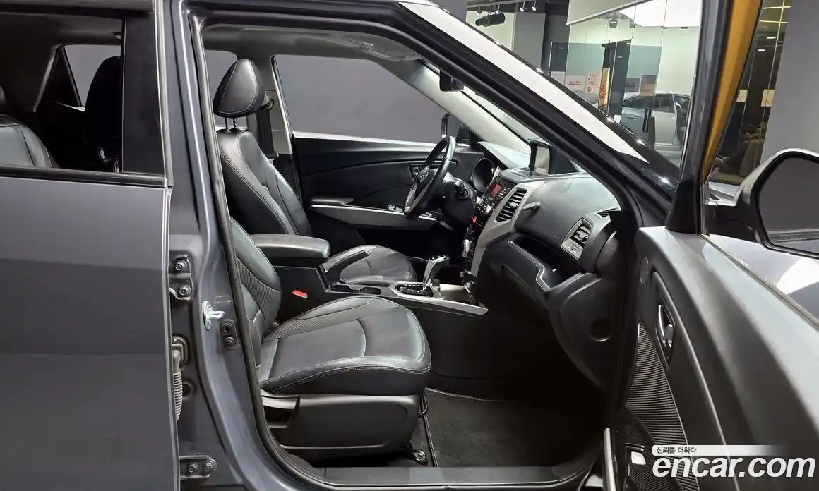 SsangYong TIBOLI 2015 1.6 автомат (гидро), фото 17