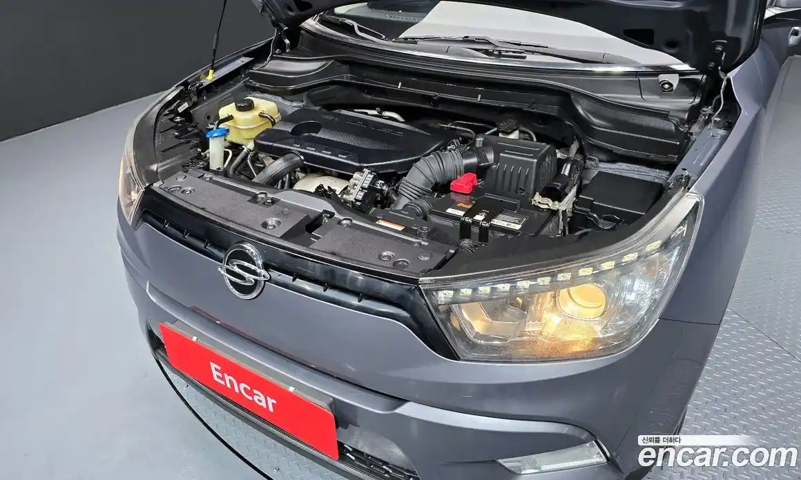 SsangYong TIBOLI 2015 1.6 автомат (гидро), фото 6