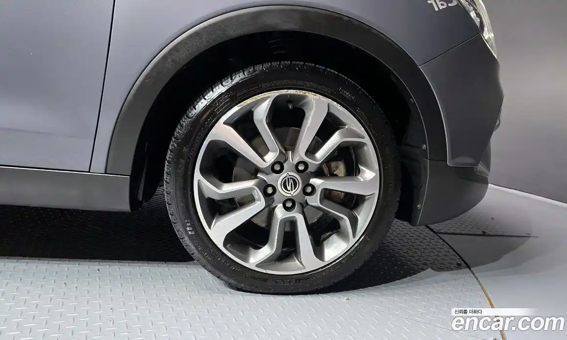 SsangYong TIBOLI 2015 1.6 автомат (гидро), фото 7